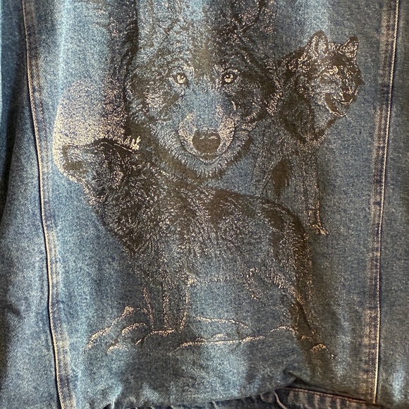 Denim Hoodie Jacket with Wolf Design - Picture 5 of 7